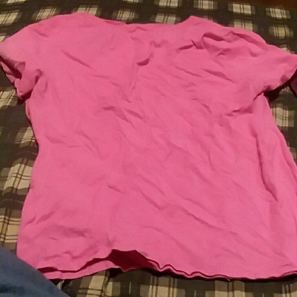Womans pink tee